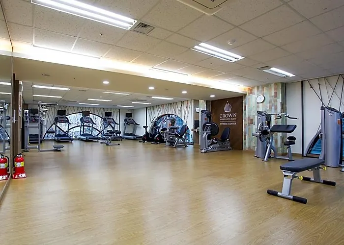 Hotel Crown Harbor Busan