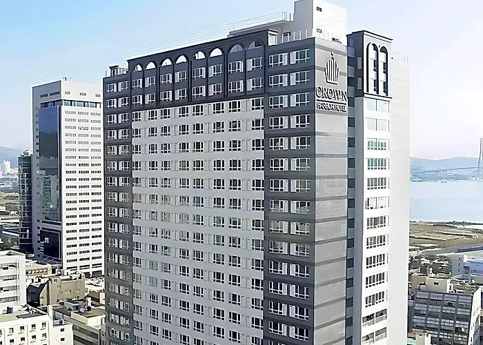 Crown Harbor 4* Busan