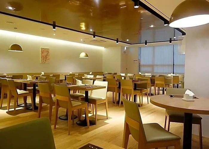 Hotel Crown Harbor 4*